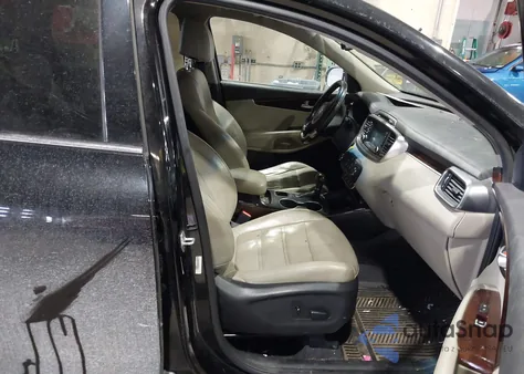 2017 Kia Sorento 3.3L Ex из США, поврежденный, VIN 5XYPHDA56HG247036